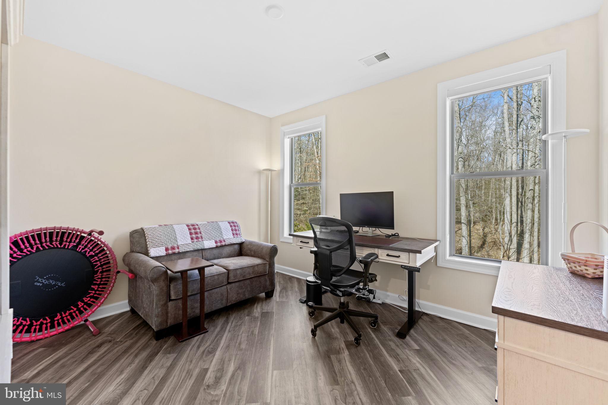 6104 Fairview Farm Dr #309