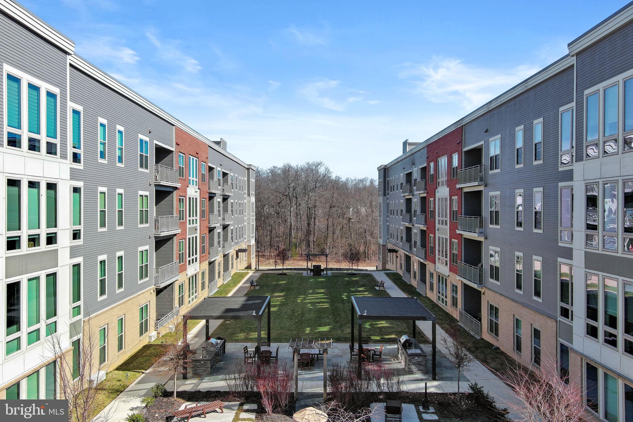 6104 Fairview Farm Dr #309