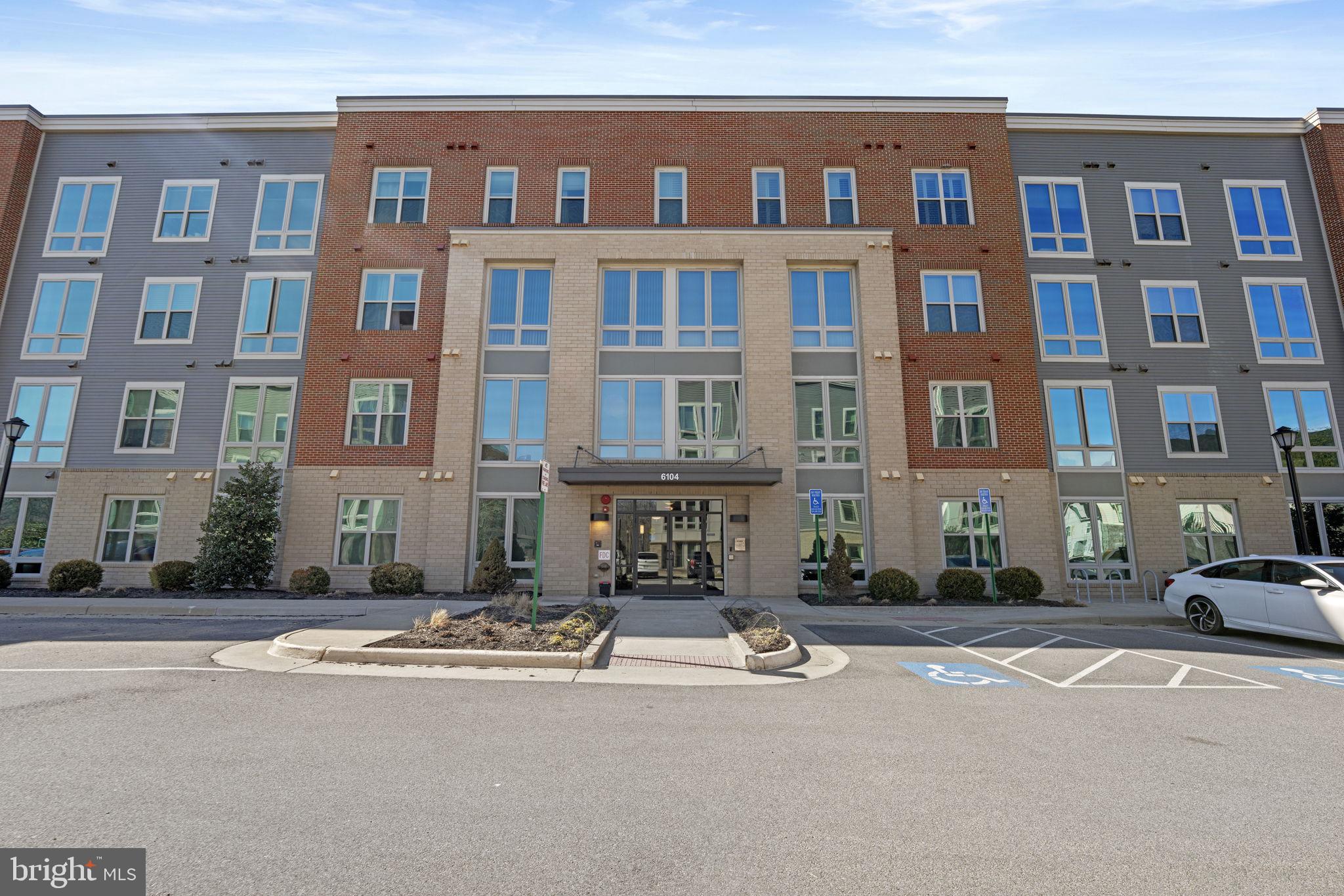 6104 Fairview Farm Dr #309