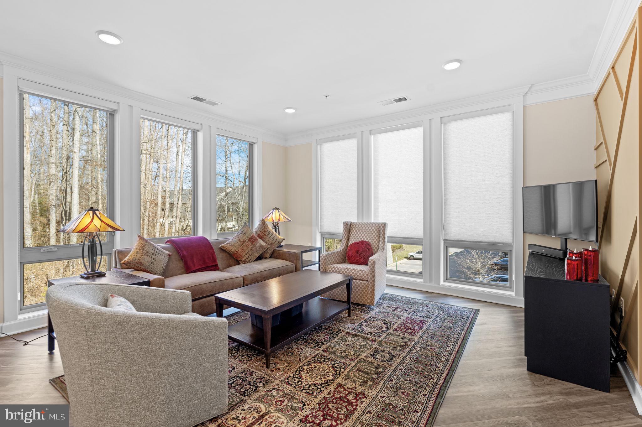 6104 Fairview Farm Dr #309