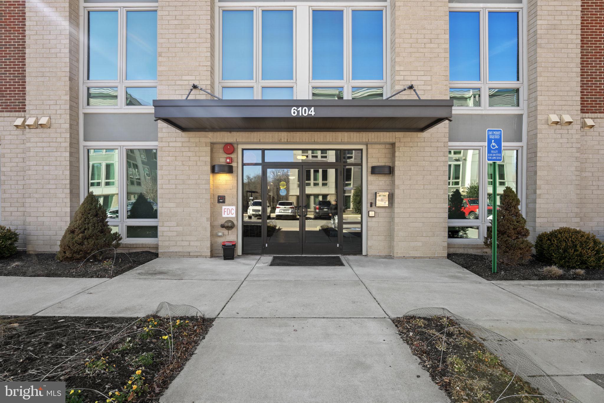 6104 Fairview Farm Dr #309