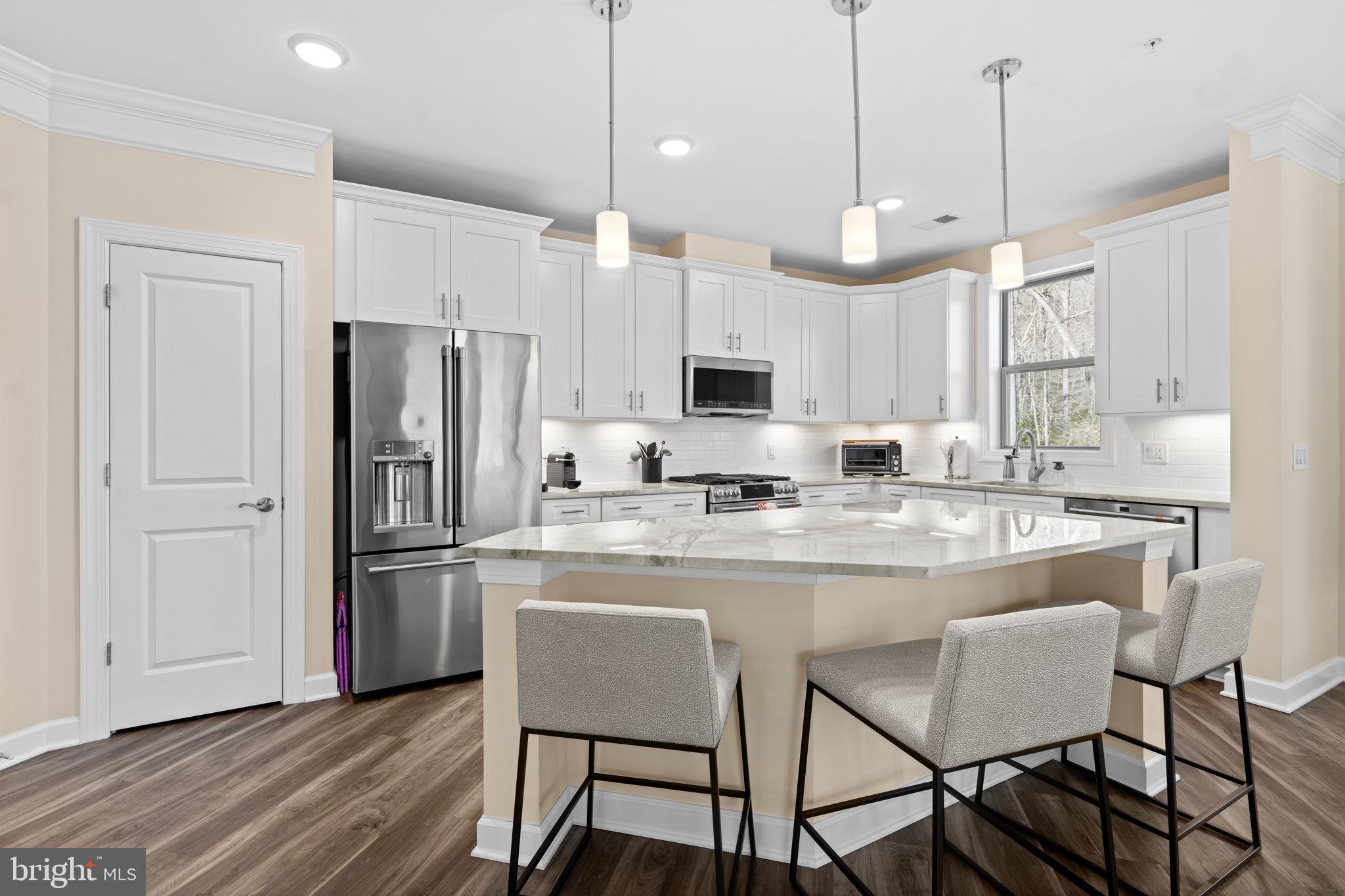 6104 Fairview Farm Dr #309