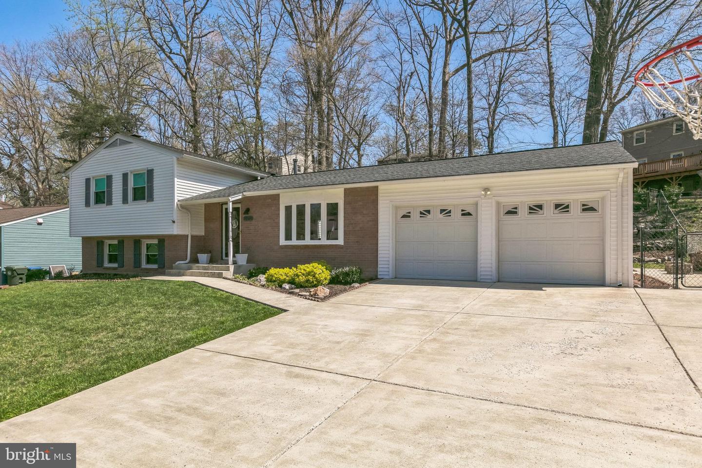 7205 Danford Ln