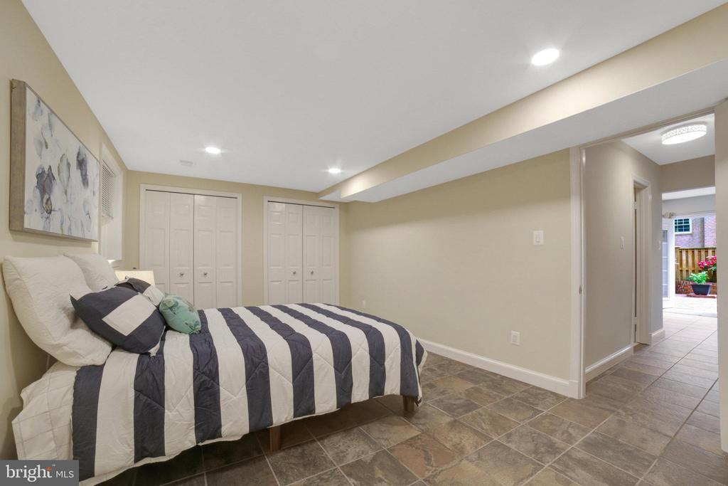 7499 Covent Wood Ct