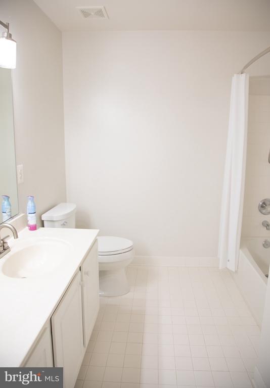 3347 WILTON CREST COURT