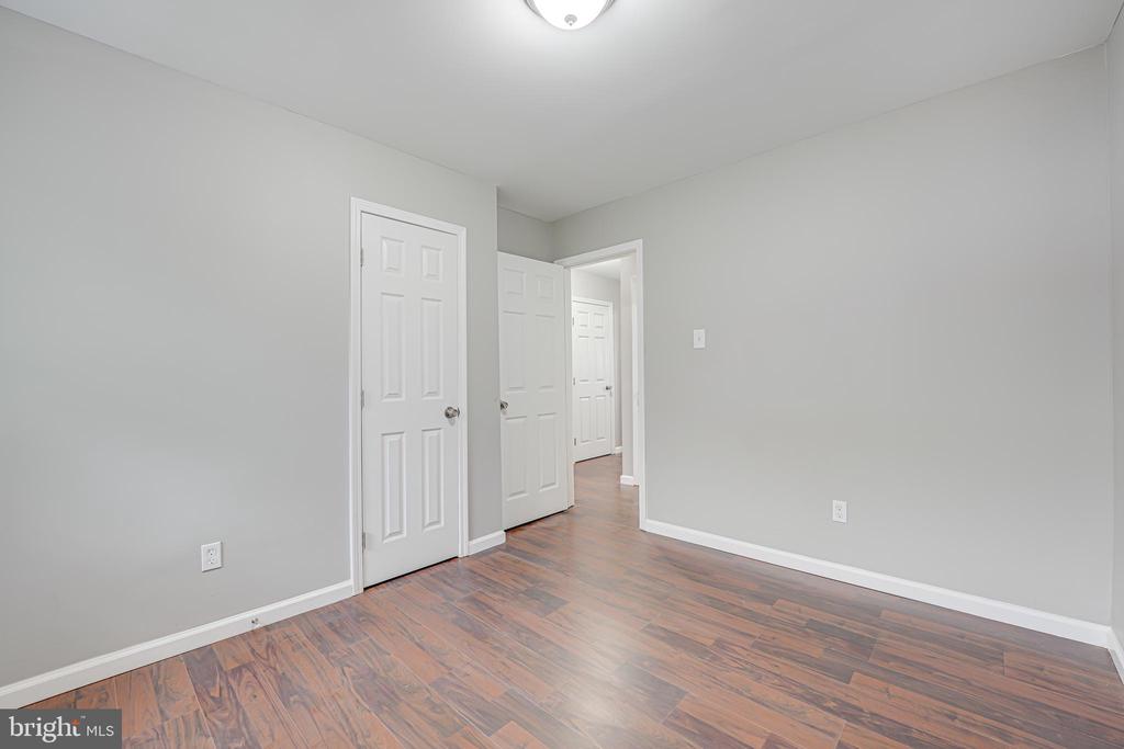 14790 Tamarack Pl