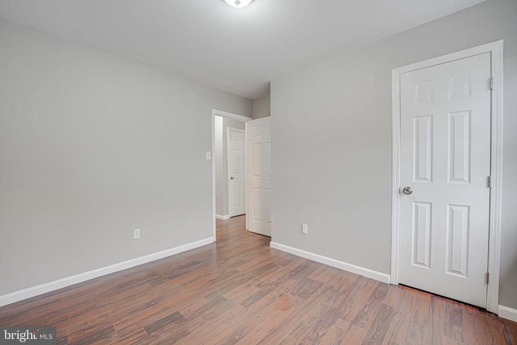 14790 Tamarack Pl