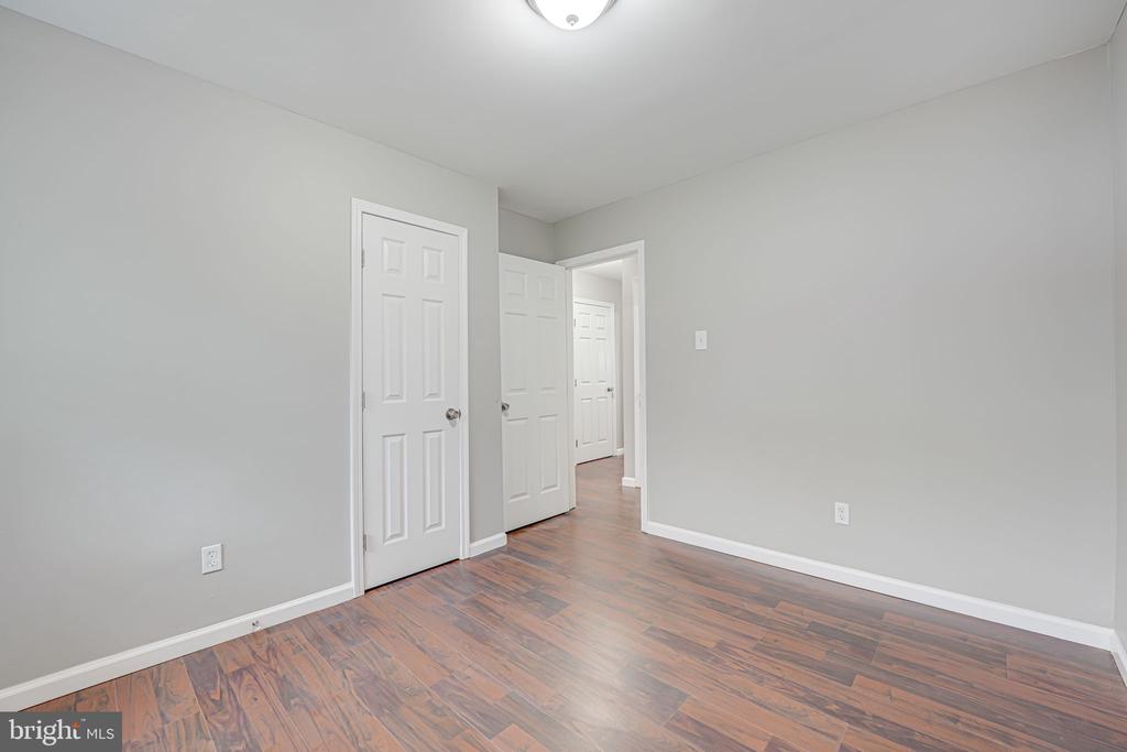 14790 Tamarack Pl