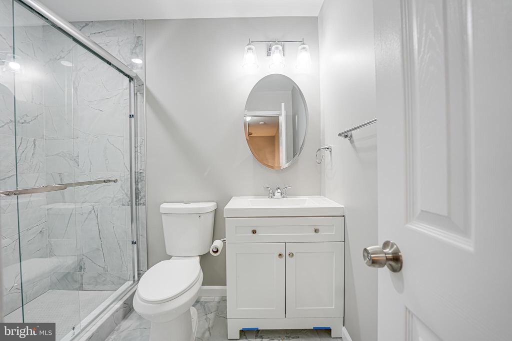 14790 Tamarack Pl