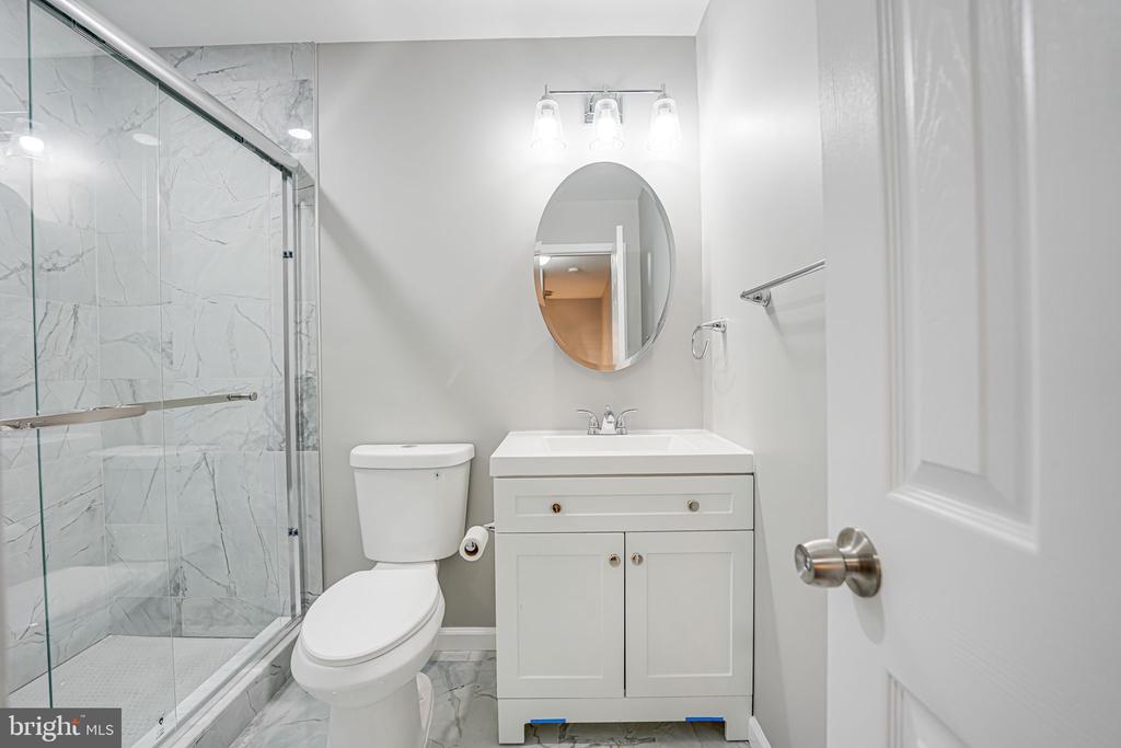 14790 Tamarack Pl