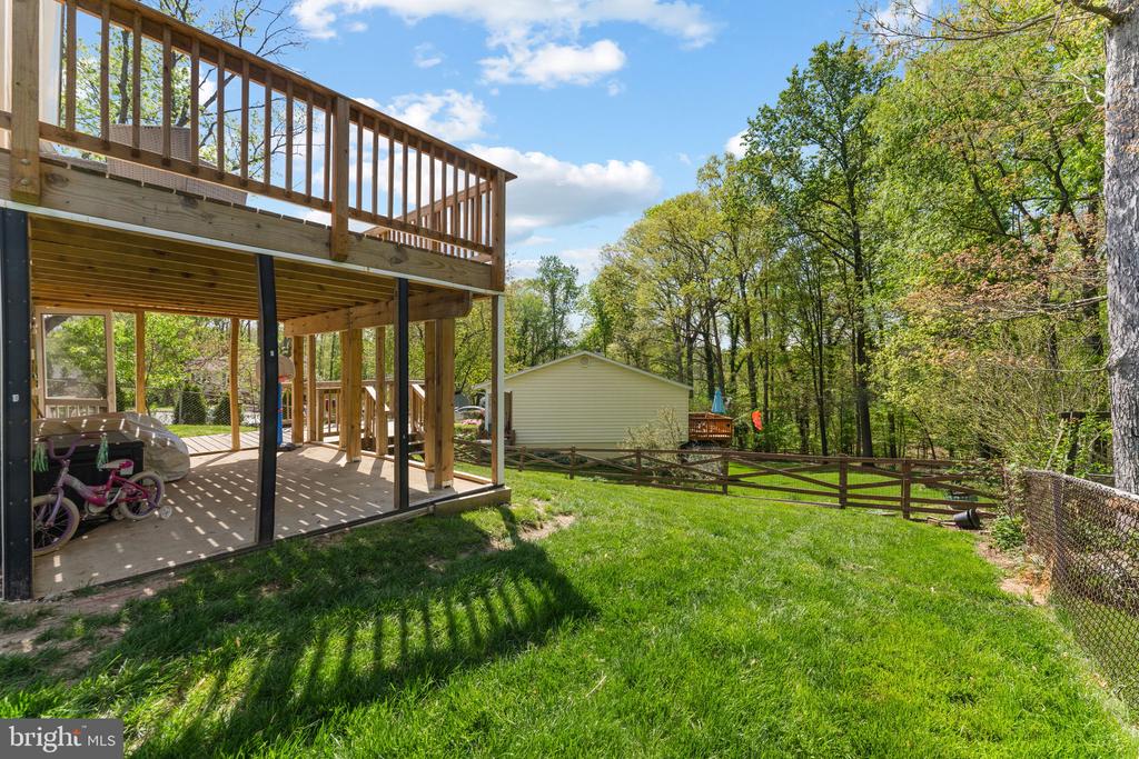 12816 Greenhall Dr