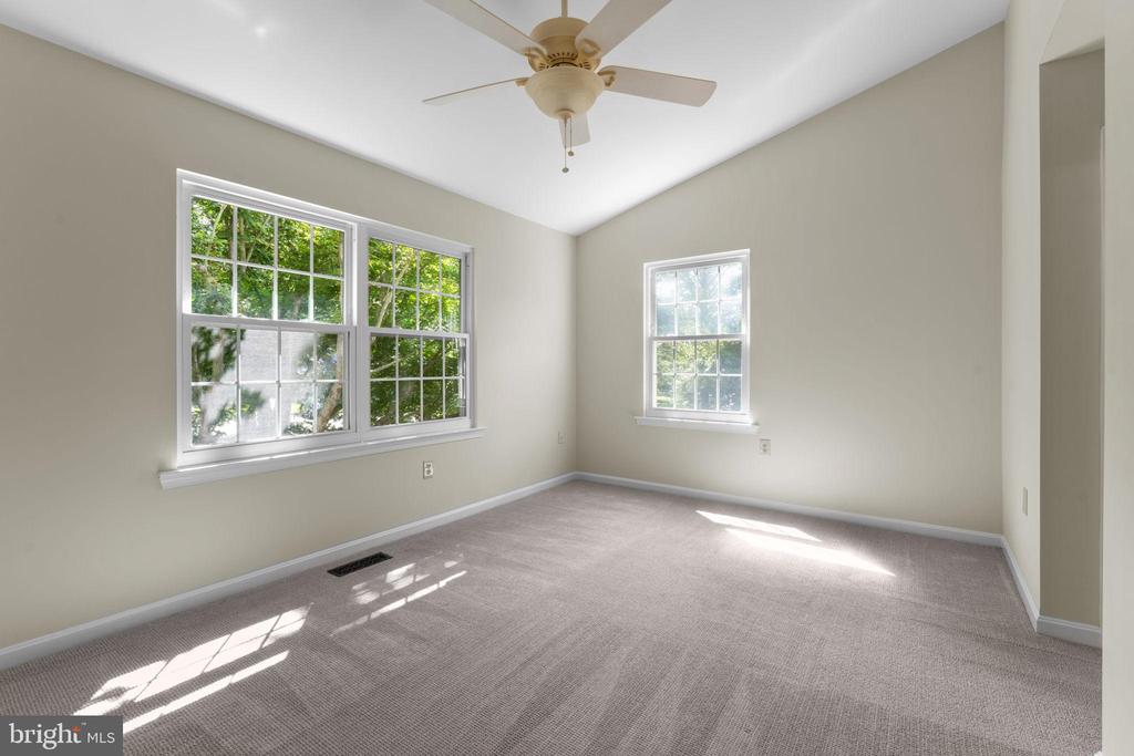 5128 SPRING BRANCH BOULEVARD