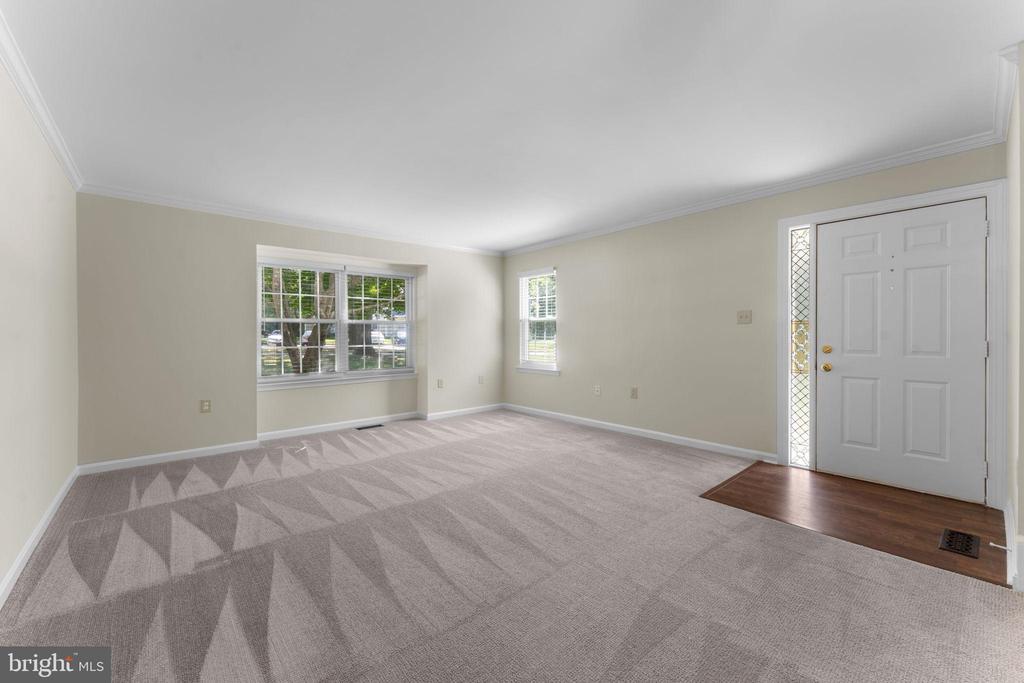 5128 SPRING BRANCH BOULEVARD
