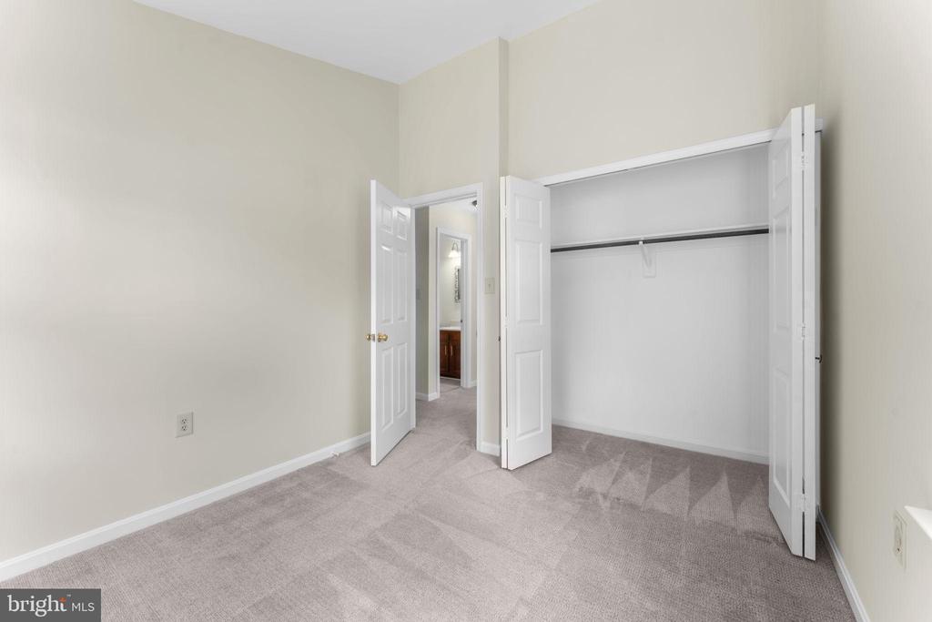 5128 SPRING BRANCH BOULEVARD