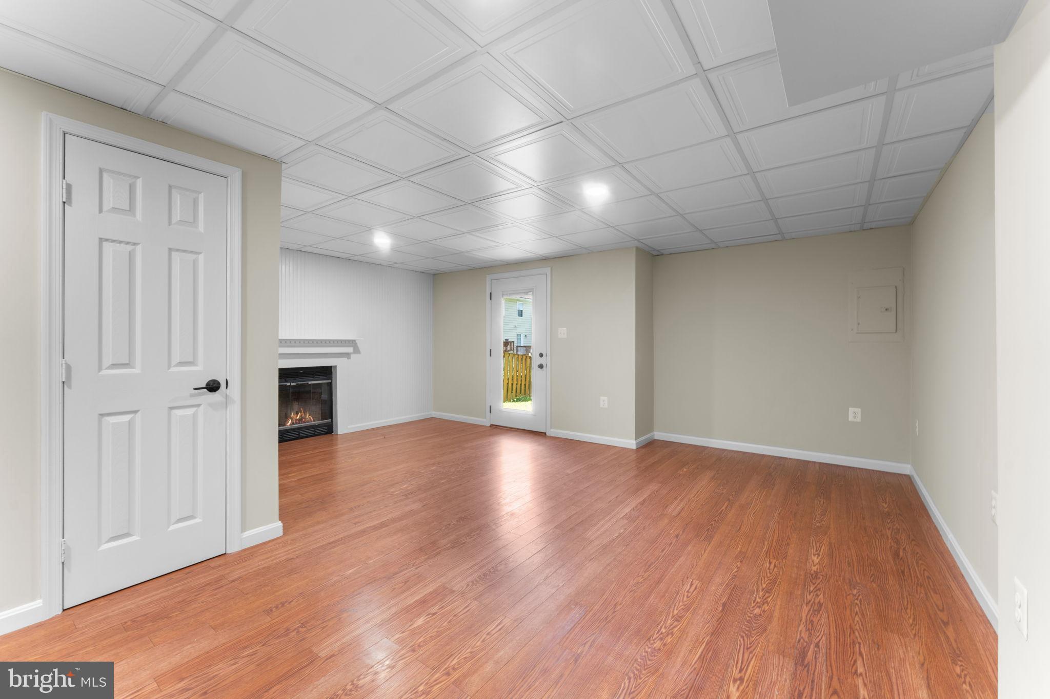 5128 SPRING BRANCH BOULEVARD