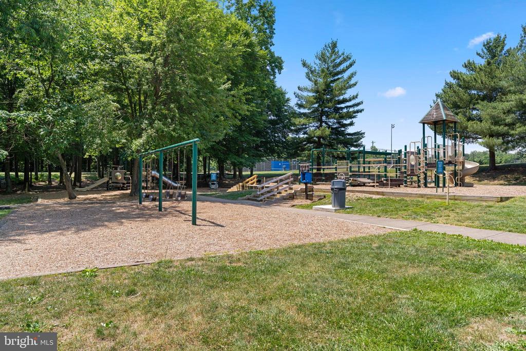 5128 SPRING BRANCH BOULEVARD