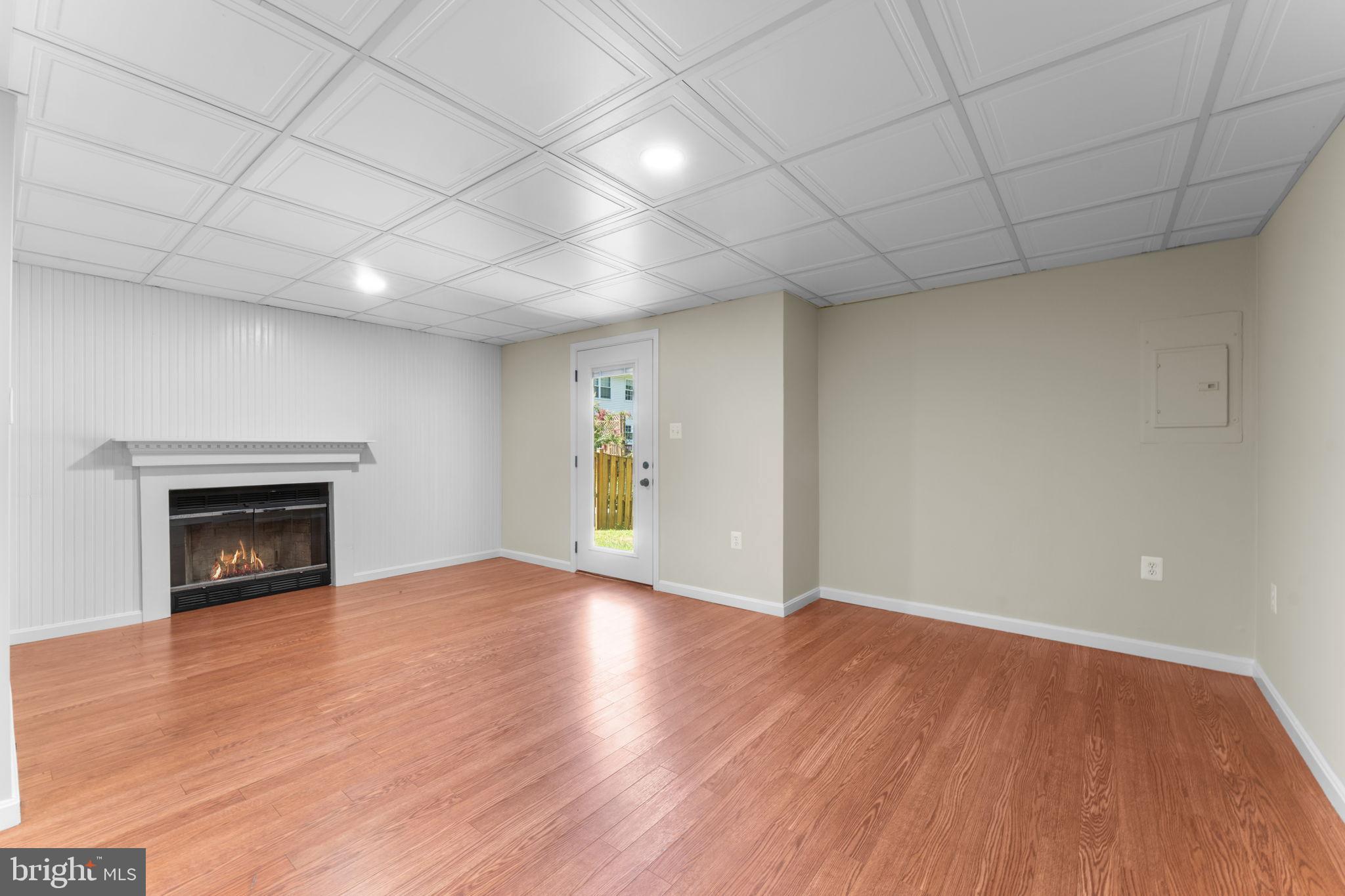 5128 SPRING BRANCH BOULEVARD
