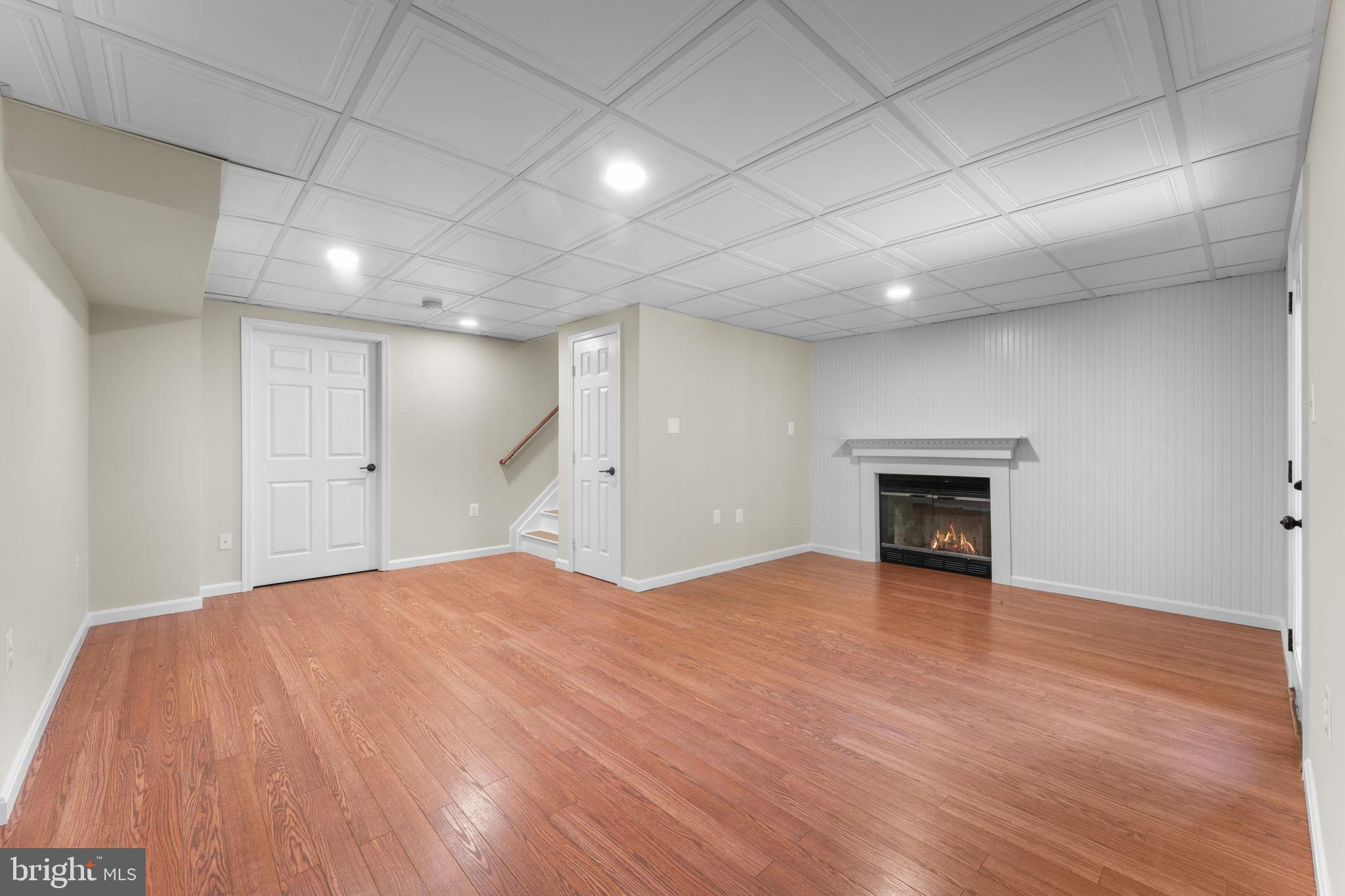 5128 SPRING BRANCH BOULEVARD