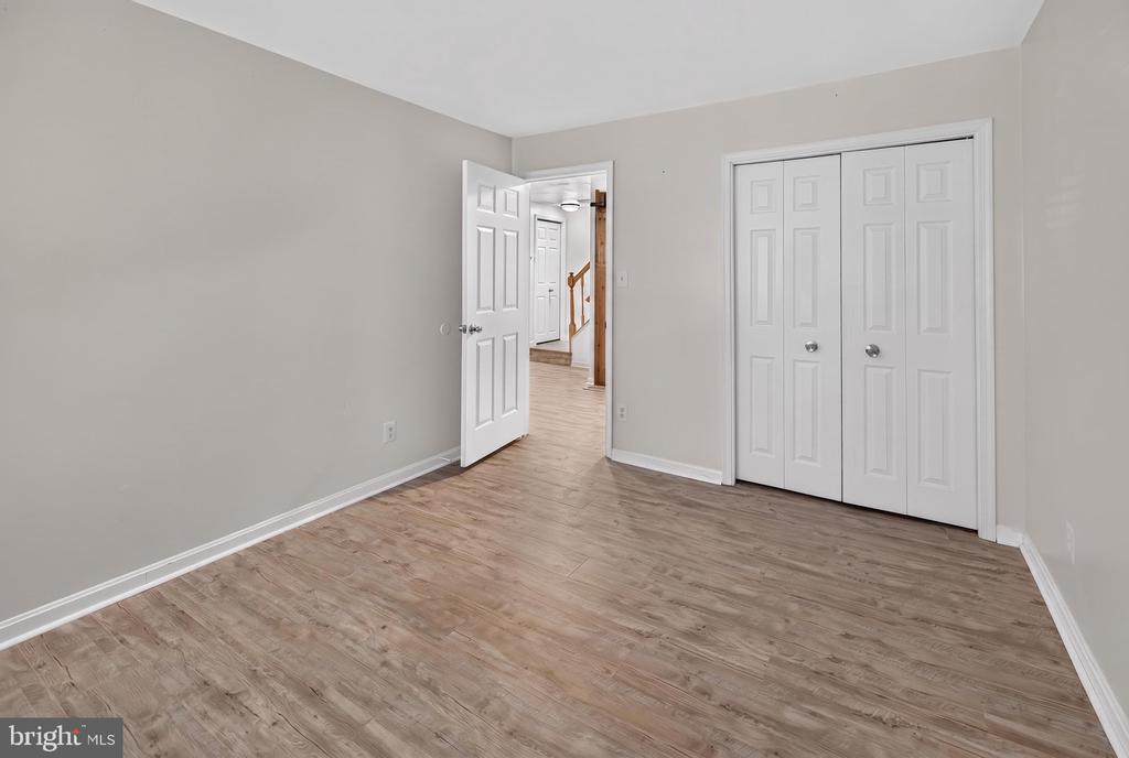 12585 KEMPSTON LANE