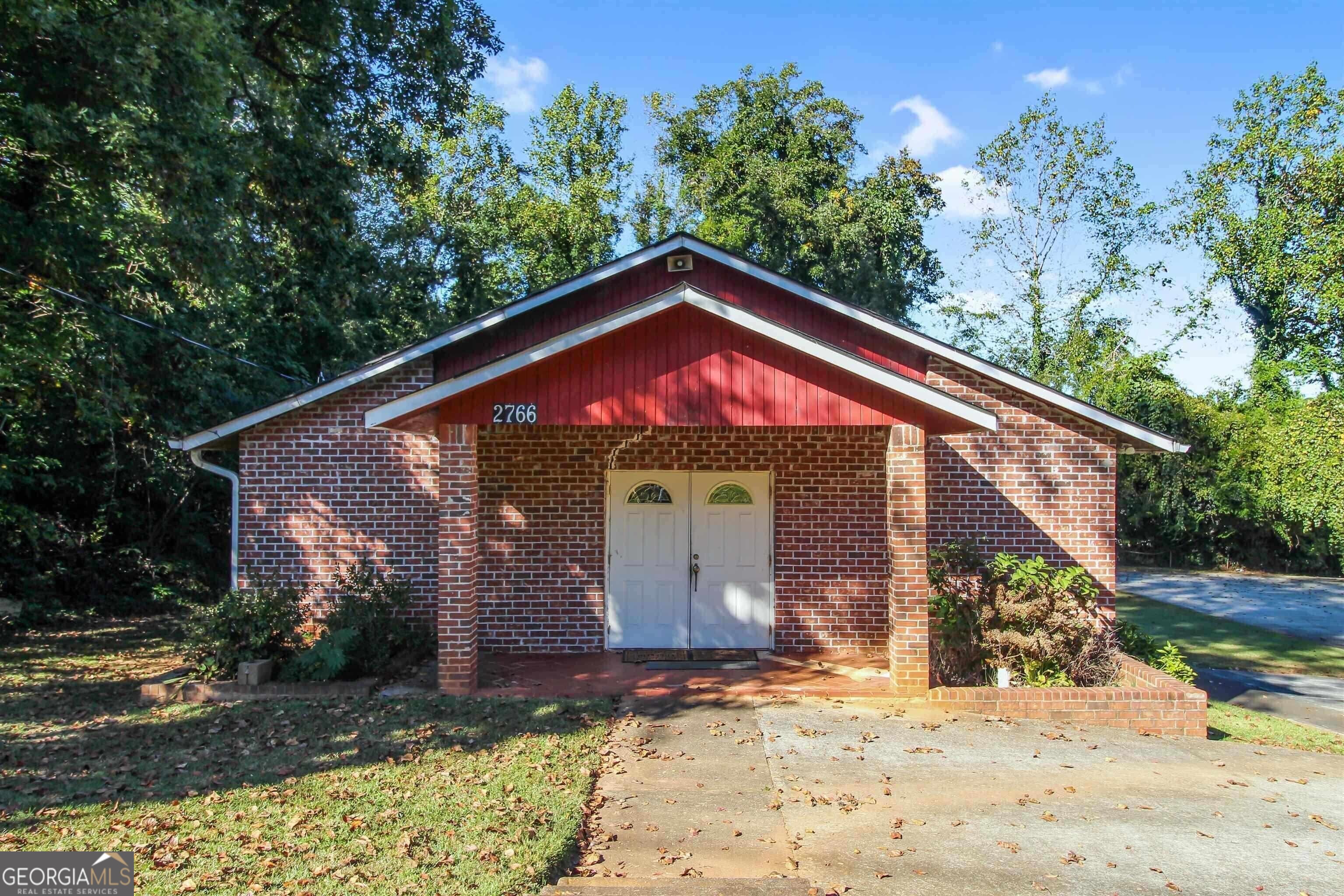 2766 White Oak Drive