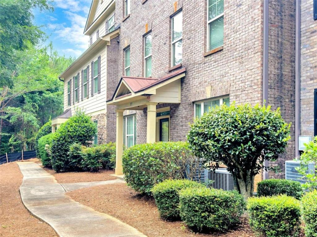 157 Highwoods Parkway
