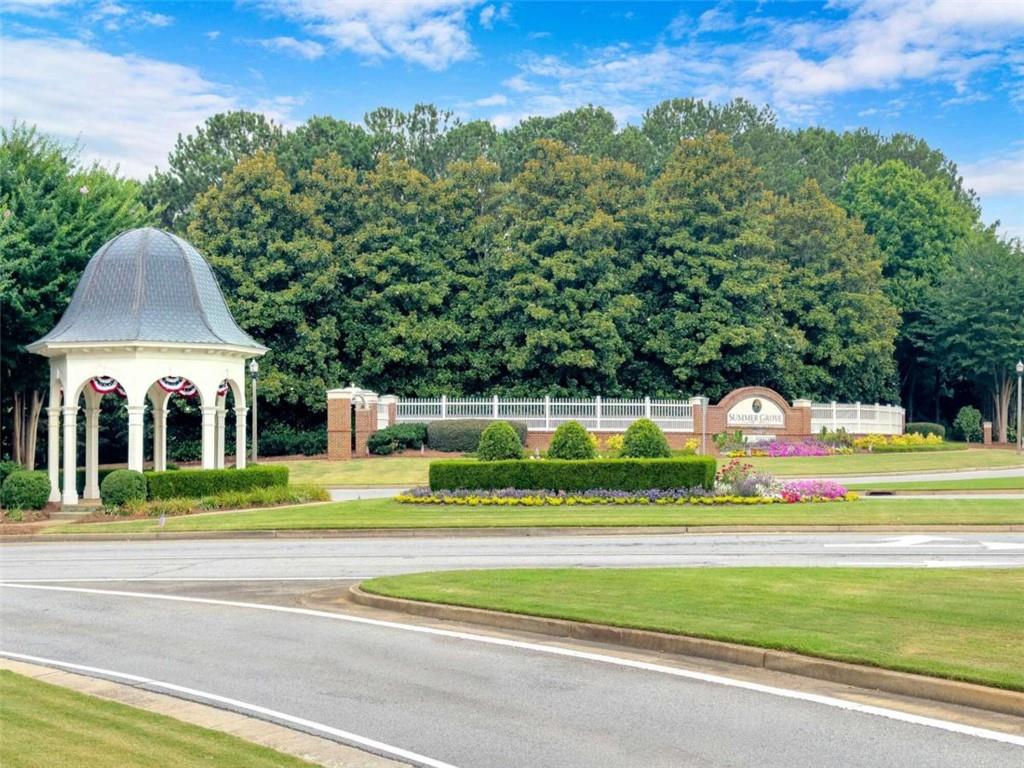 157 Highwoods Parkway