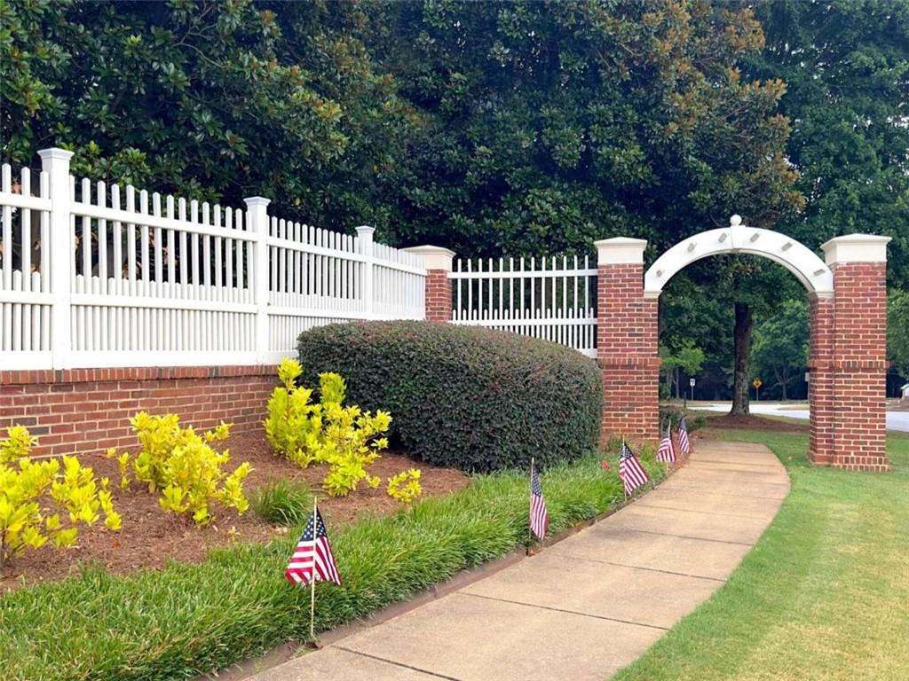 157 Highwoods Parkway