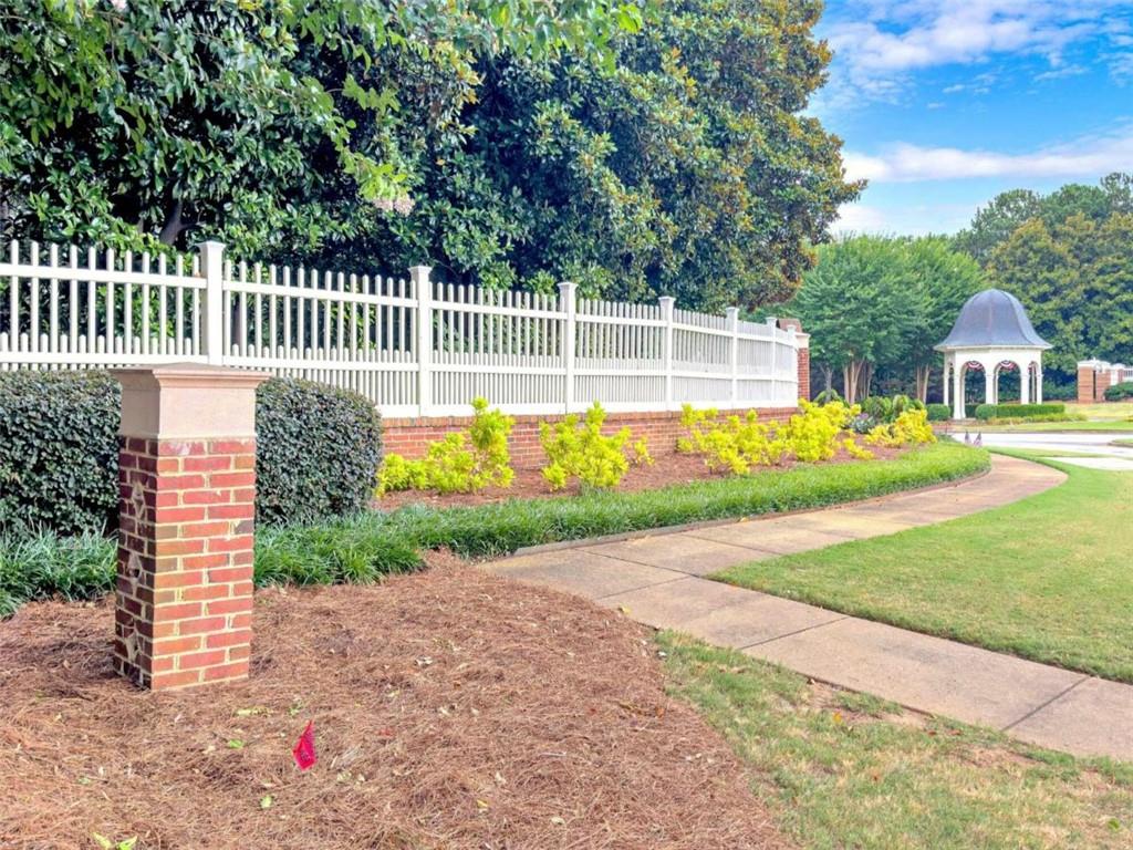 157 Highwoods Parkway