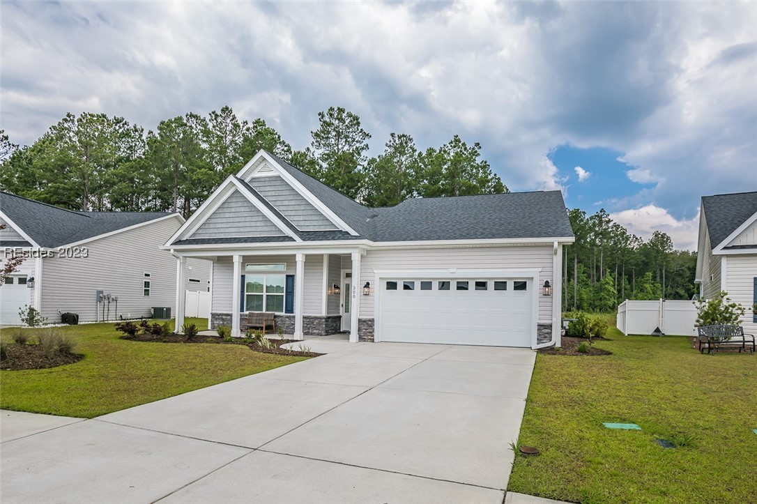 300 Sullivan Circle Circle