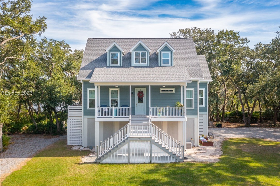 22 Vista Boulevard E