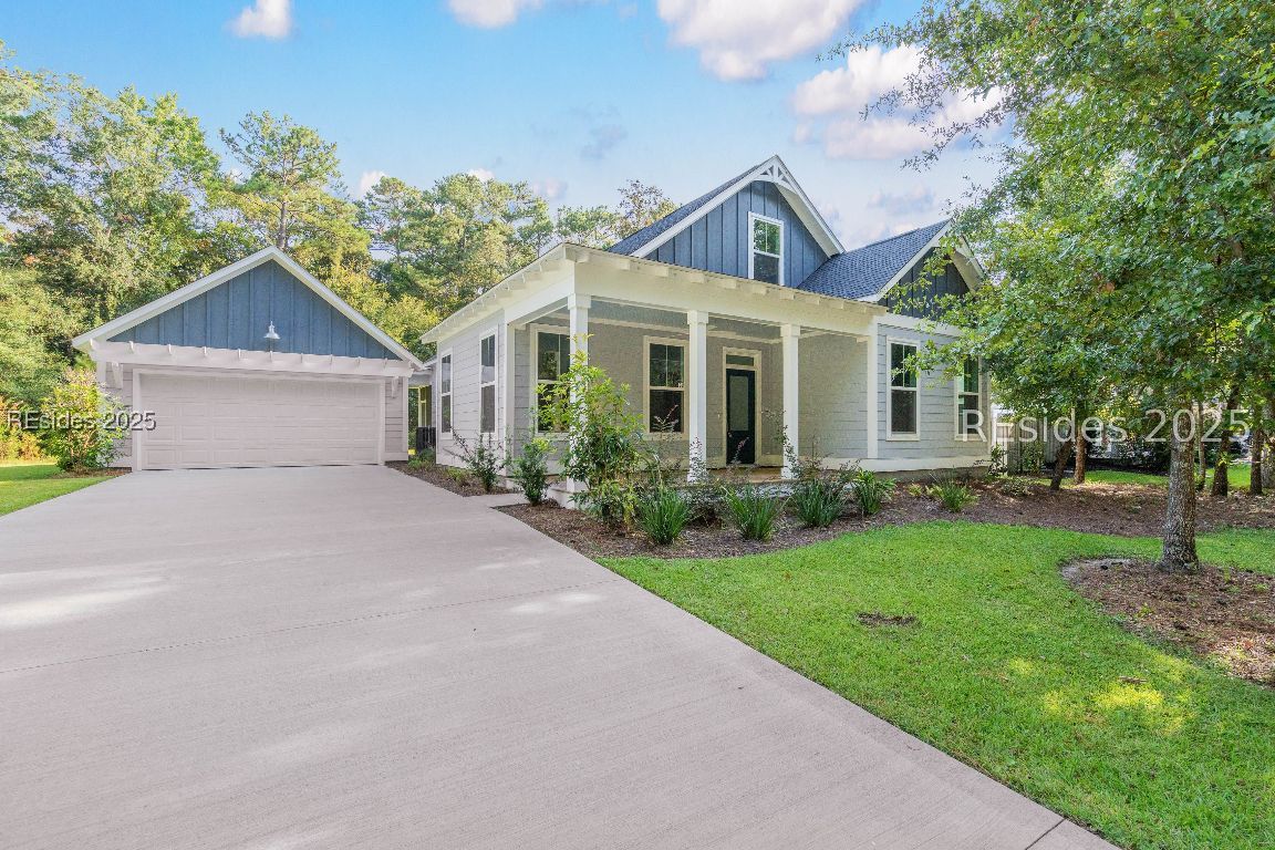 32 Faculty Drive