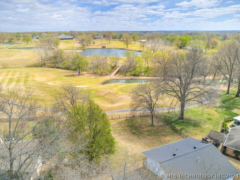 8405 Willow Springs Court