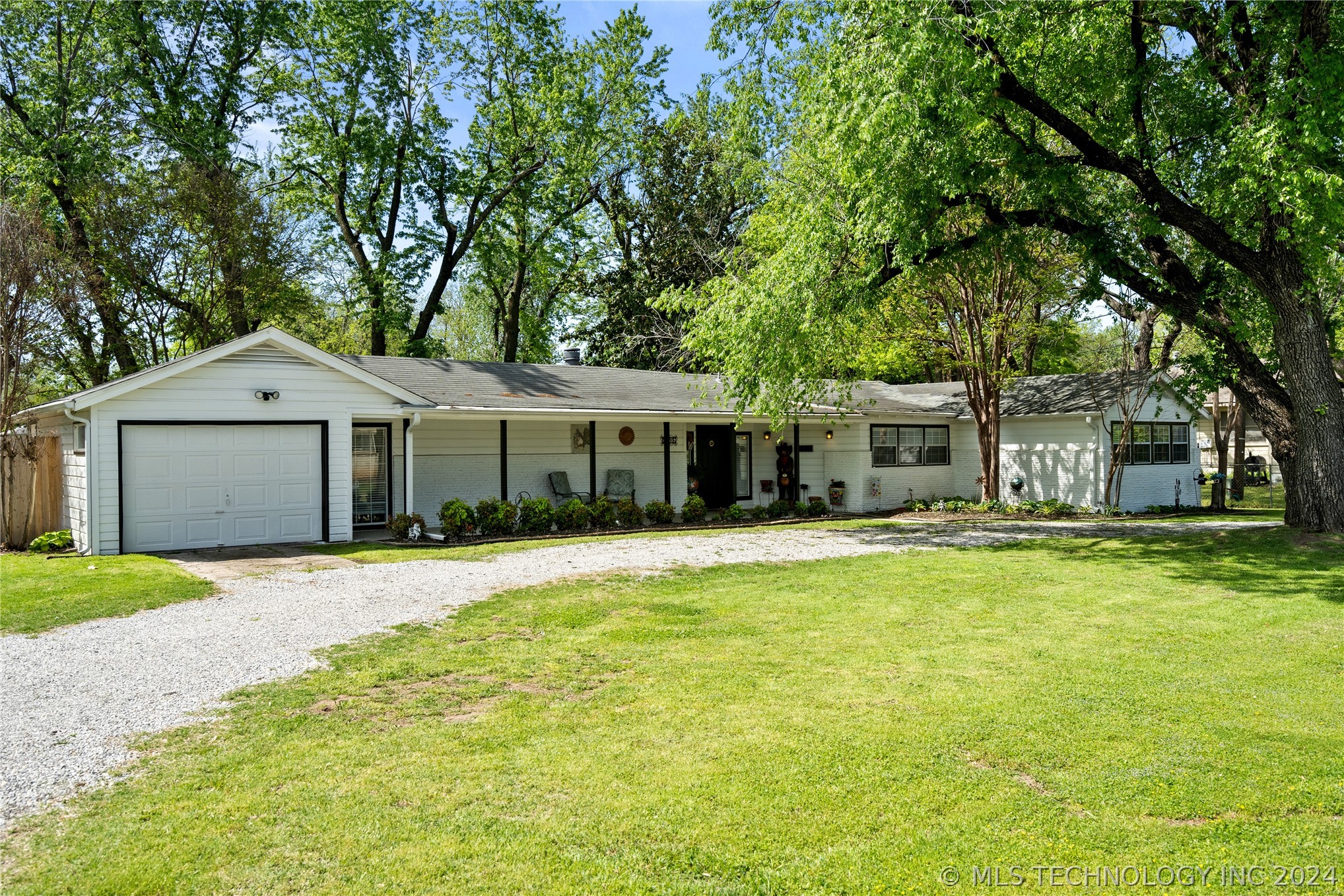1116 E 48th Street