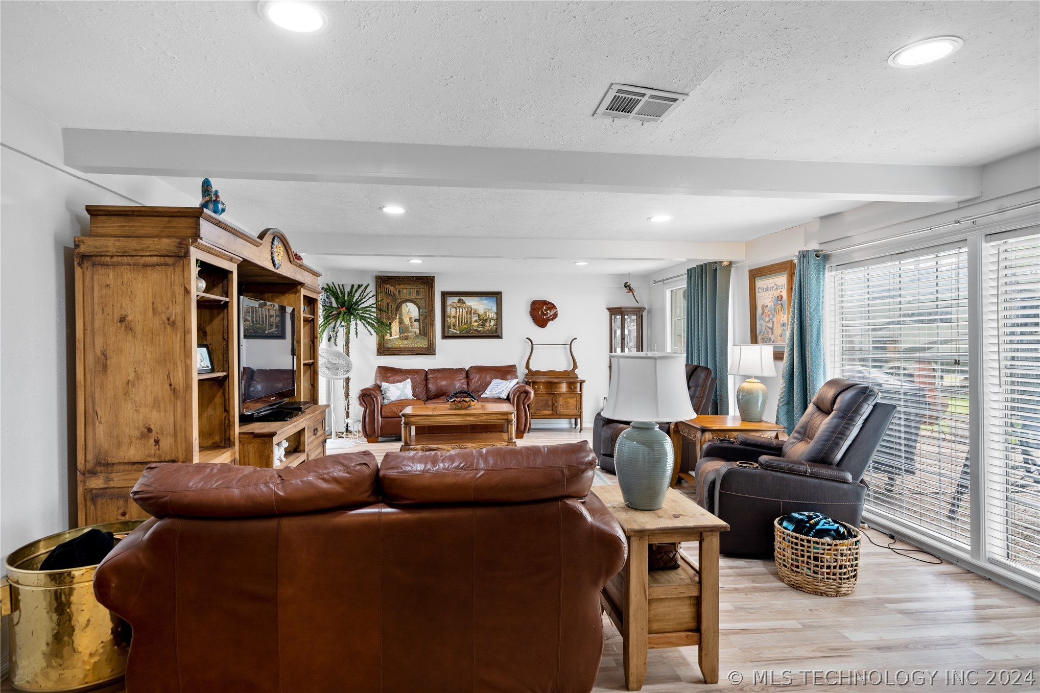 1116 E 48th Street