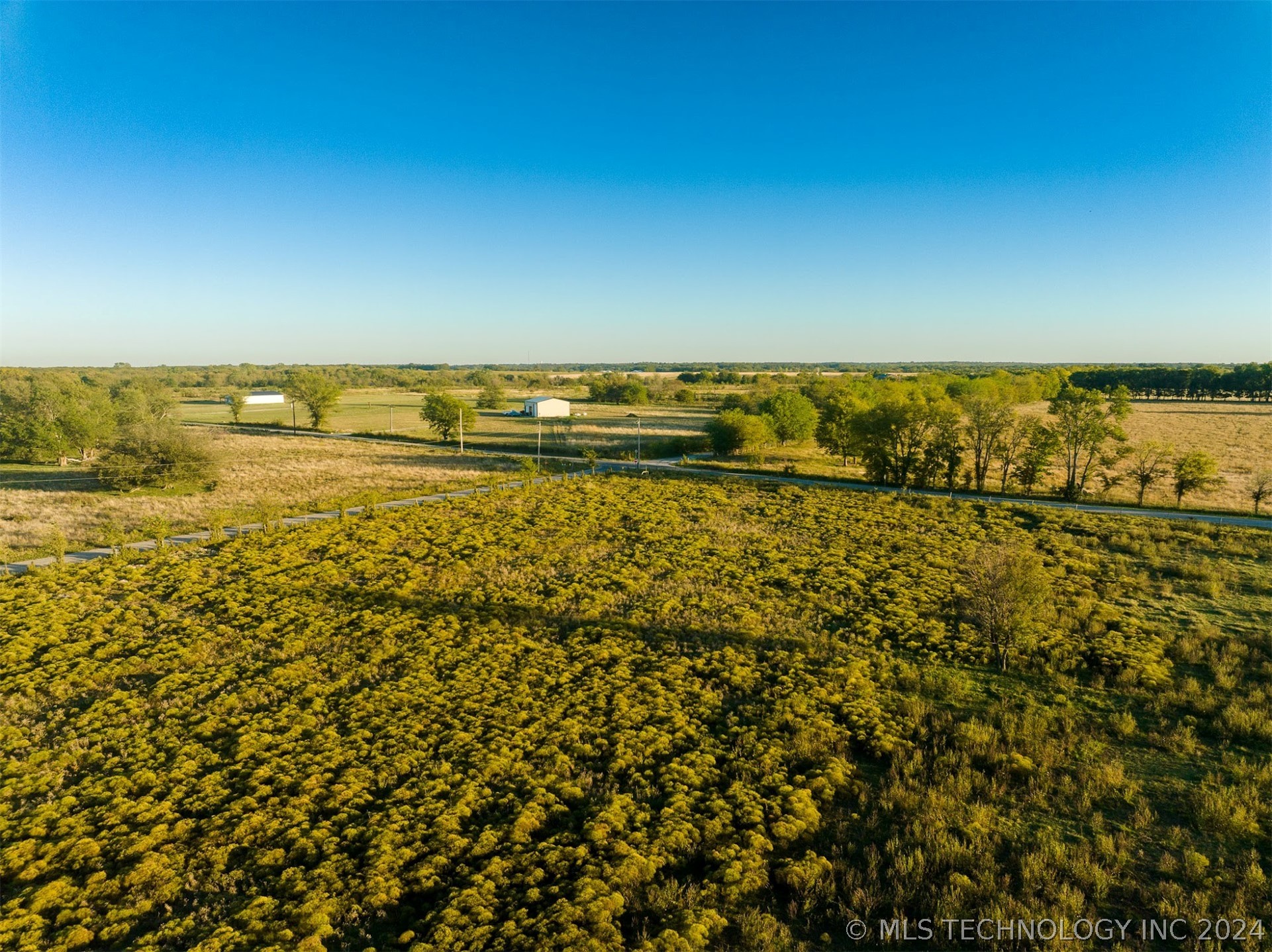 12 E 370 Road