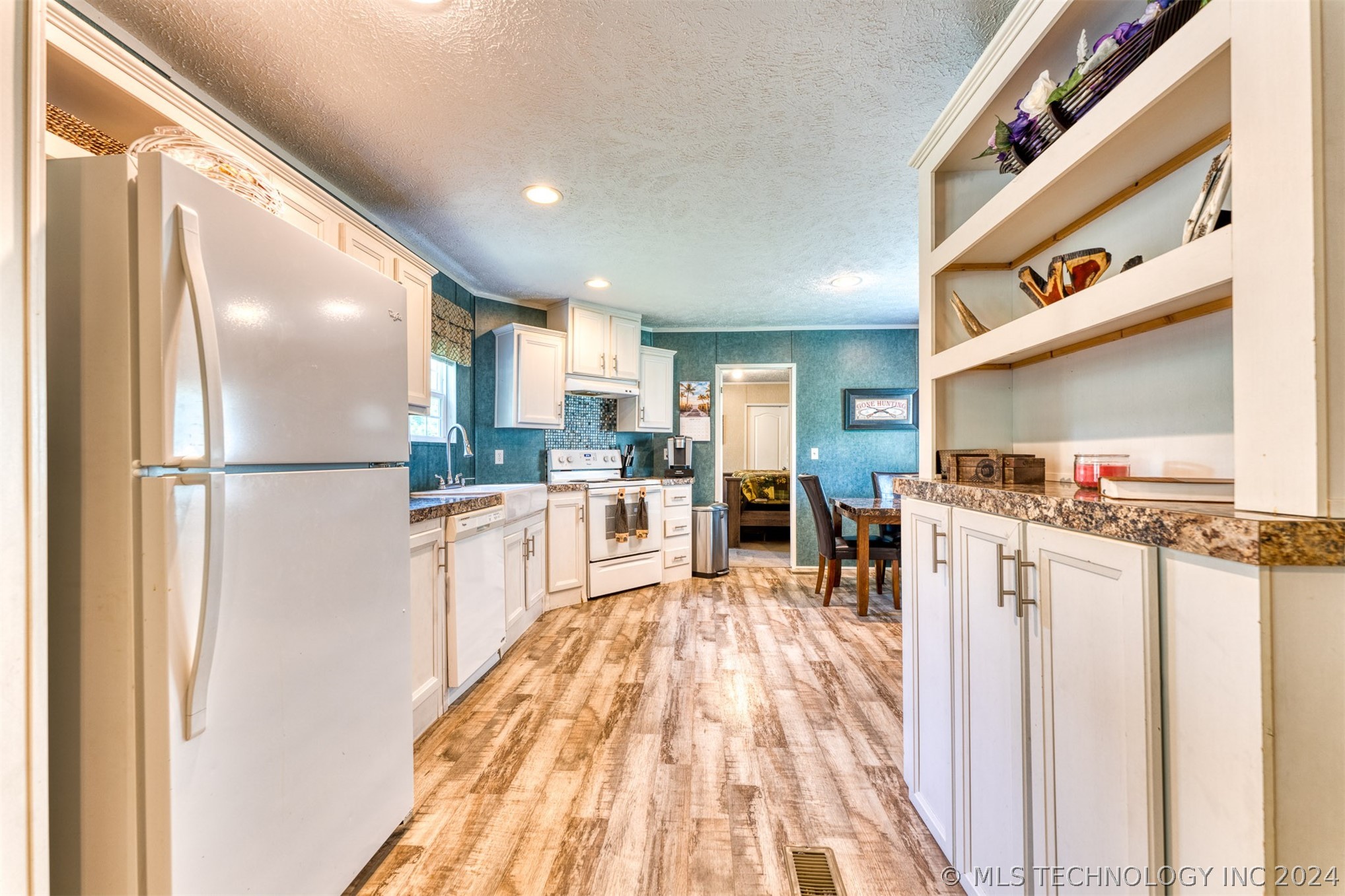 321 E 123rd Street N