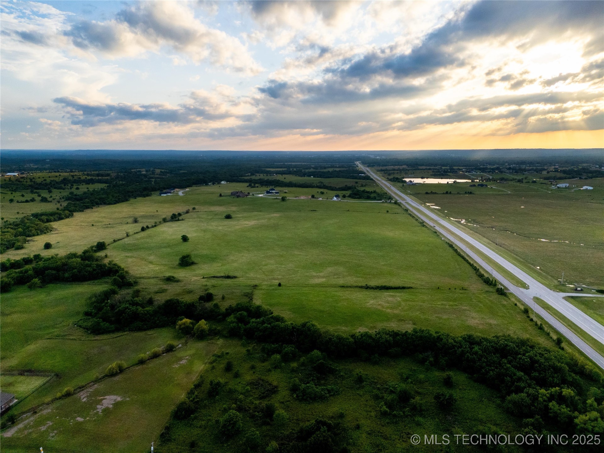 10 N Hwy 20 Highway