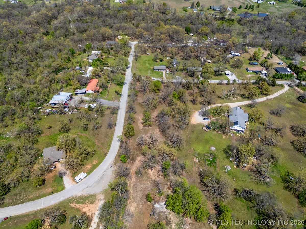 1 Hickory Bluff Road