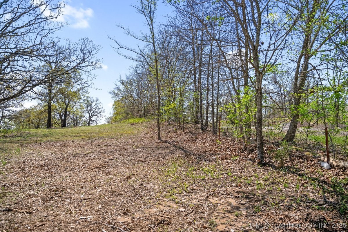 1 Hickory Bluff Road