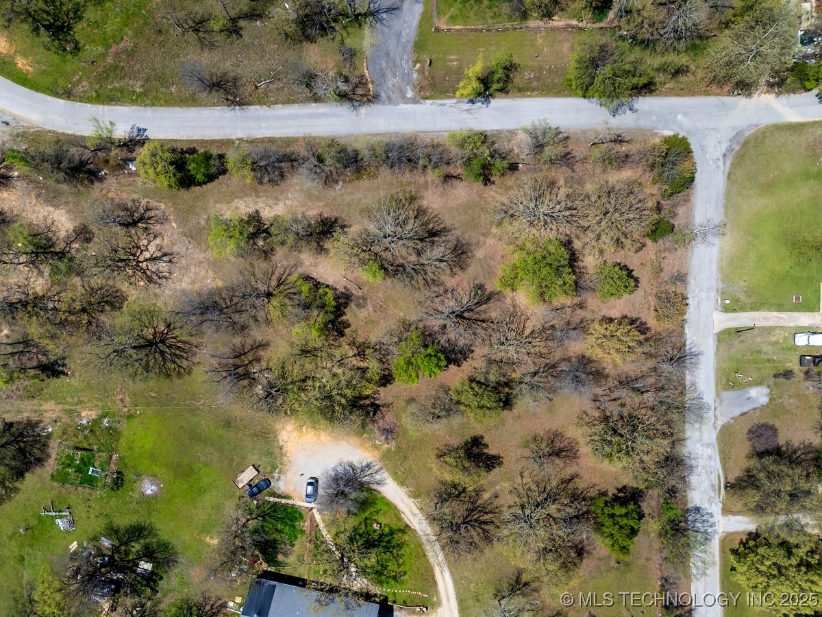 1 Hickory Bluff Road