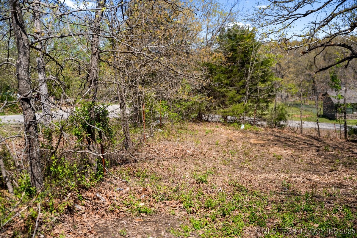 1 Hickory Bluff Road