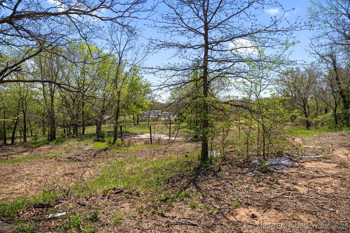 2 Hickory Bluff Street
