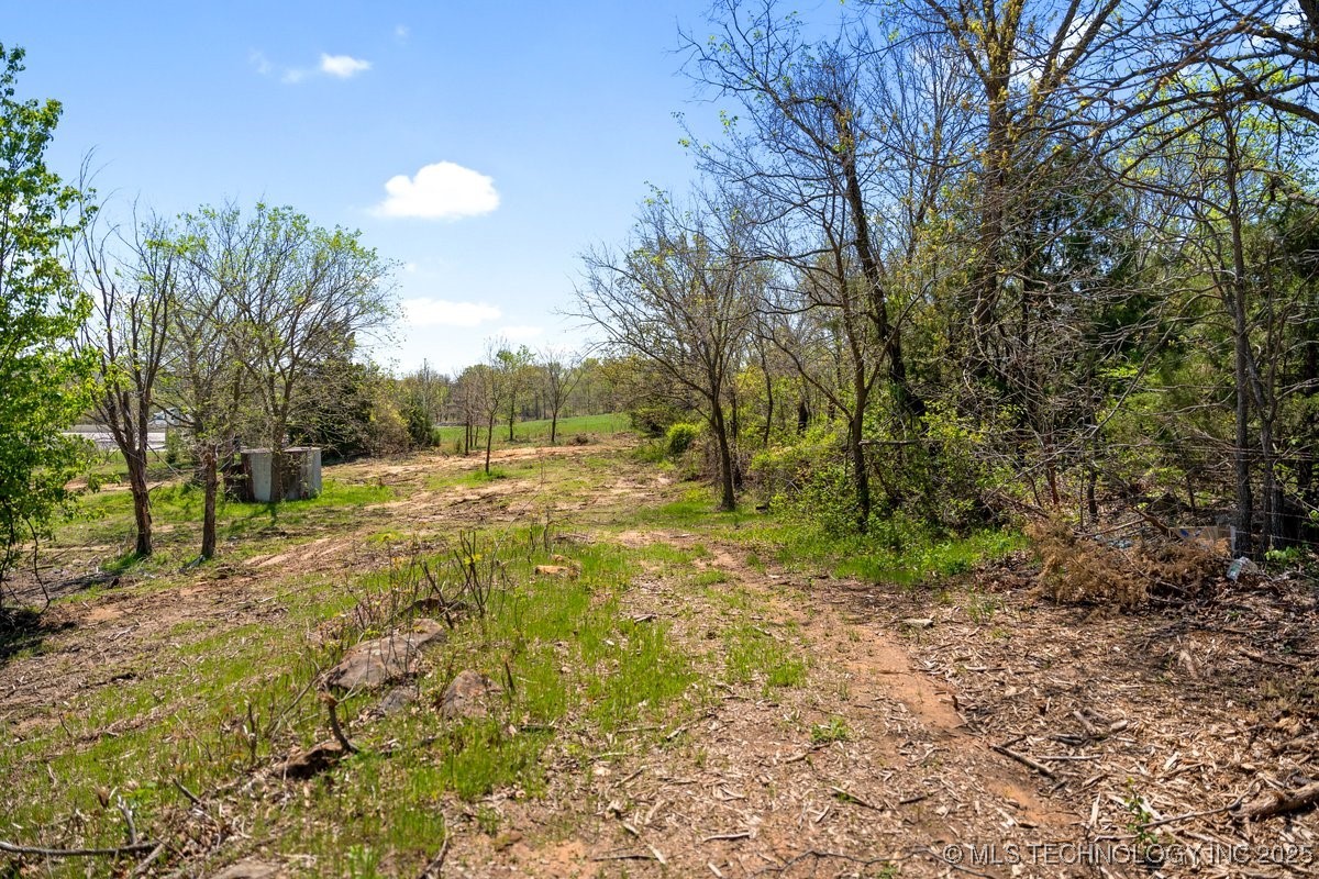 2 Hickory Bluff Street