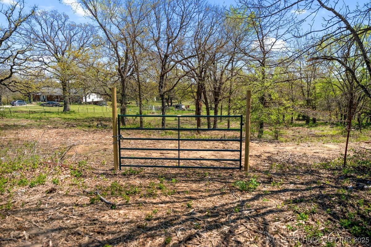 2 Hickory Bluff Street