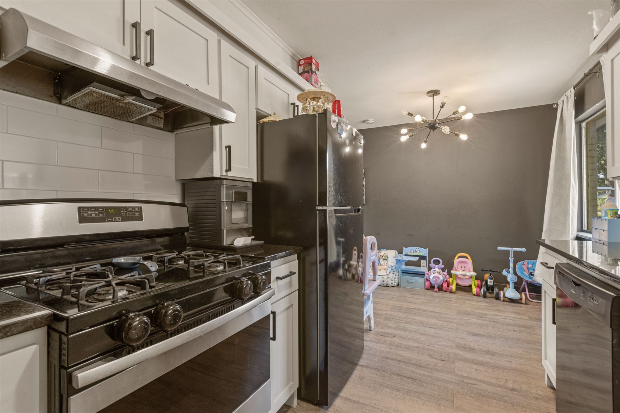 772 N Moccasin Place