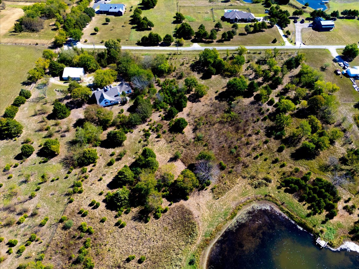 4 N 50th Avenue W