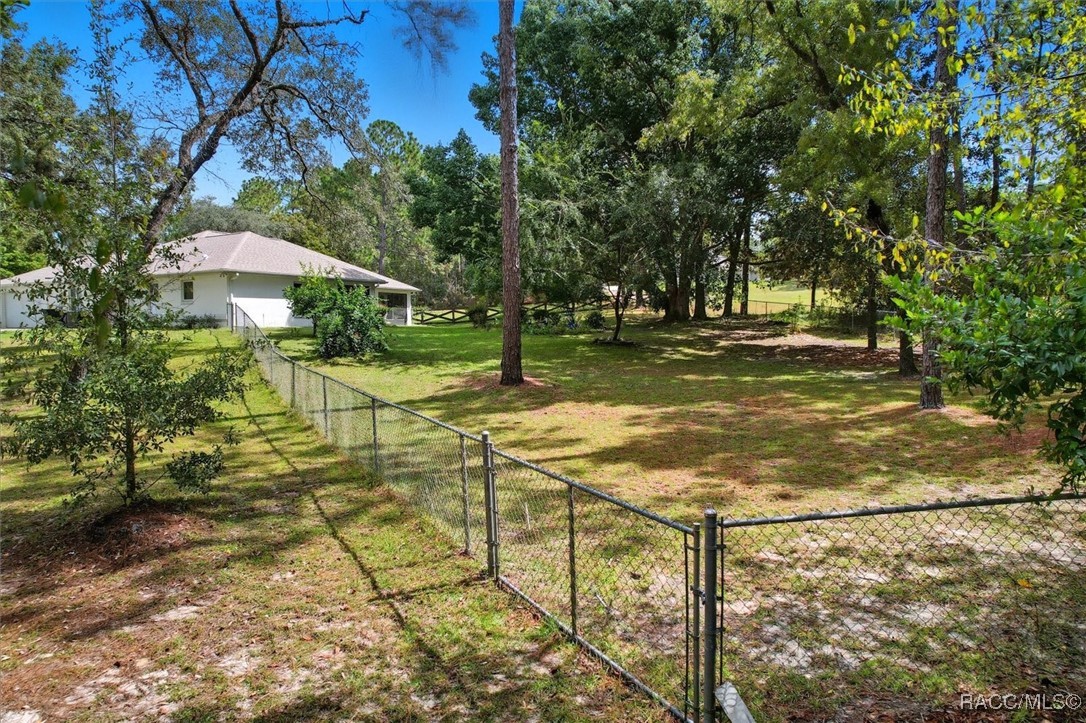 2888 W Verbena Place