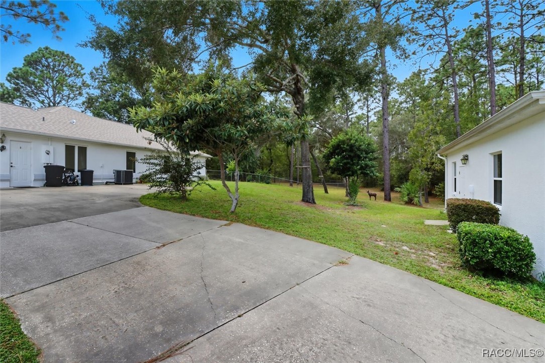 2888 W Verbena Place