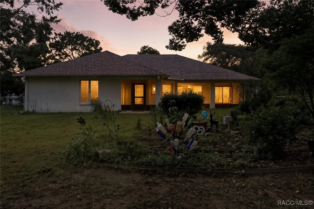 2888 W Verbena Place