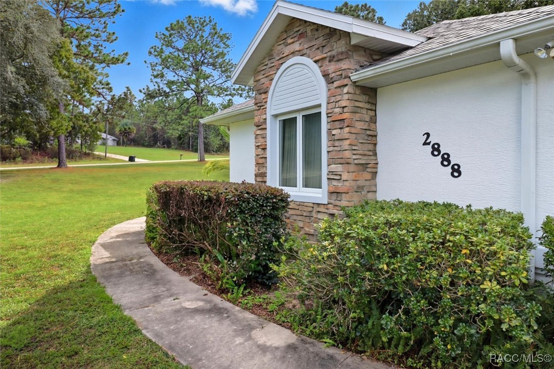 2888 W Verbena Place